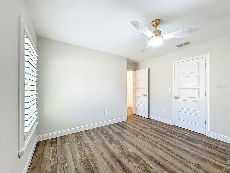 Spacious, unfurnished interior of a new home in , Ocala (Image 21).