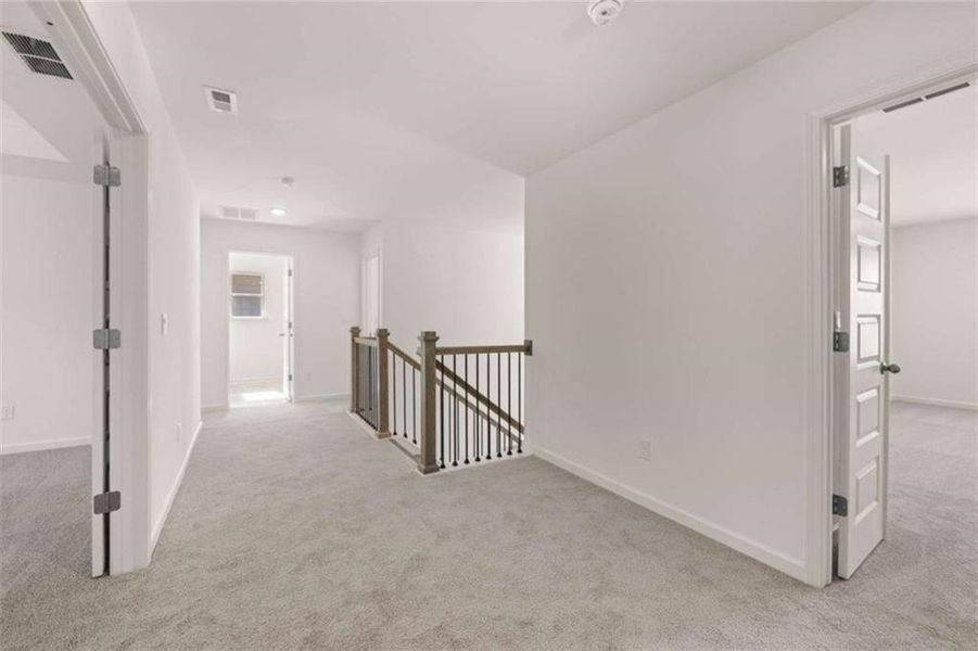 Spacious, unfurnished interior of a new home in Water Oak Estates, Lawrenceville (Image 17).