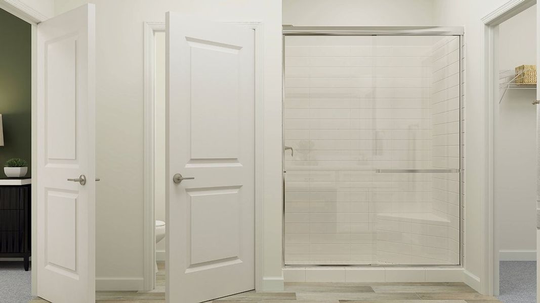 2396 Meridian Owners Bath 1of2 F1 7 23 25 2396 Meridian Owners Bath 1of2 F1 7 23 25