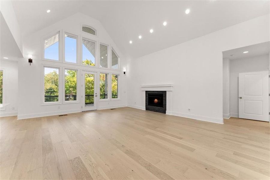 Spacious, unfurnished interior of a new home in , Cleveland (Image 21).