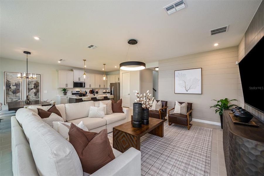 Furnished interior view inside a new home in Pasadena Ridge Master, Dade City (Image 7).