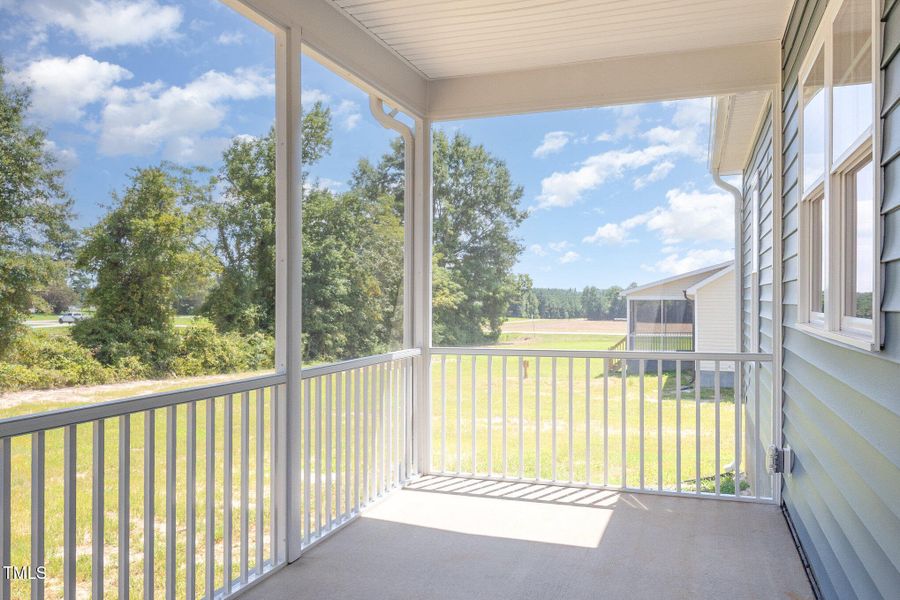 027_kv0a0616-edit_684