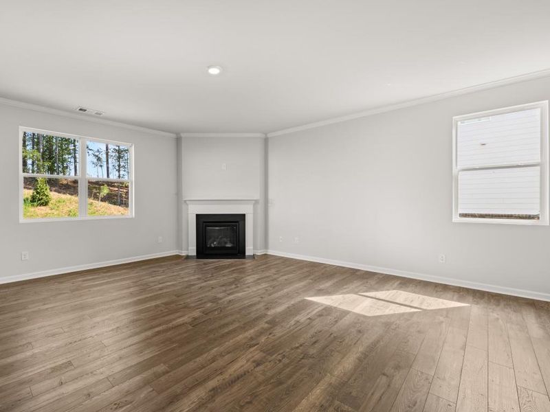 Spacious, unfurnished interior of a new home in Parkside at Carter Grove, Cartersville (Image 24).