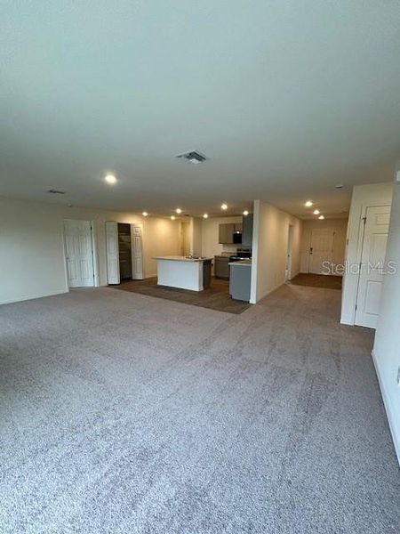 Spacious, unfurnished interior of a new home in Port Charlotte, Port Charlotte (Image 7). Spacious, unfurnished interior of a new home in Port Charlotte, Port Charlotte (Image 7).
