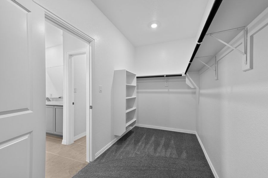 Spacious, unfurnished interior of a new home in Parks at Foster Crossing, Anna (Image 22).