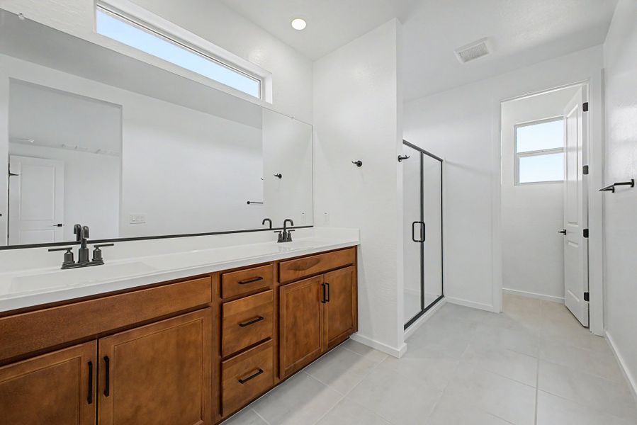 Furnished interior view inside a new home in Frontera, Surprise (Image 6).