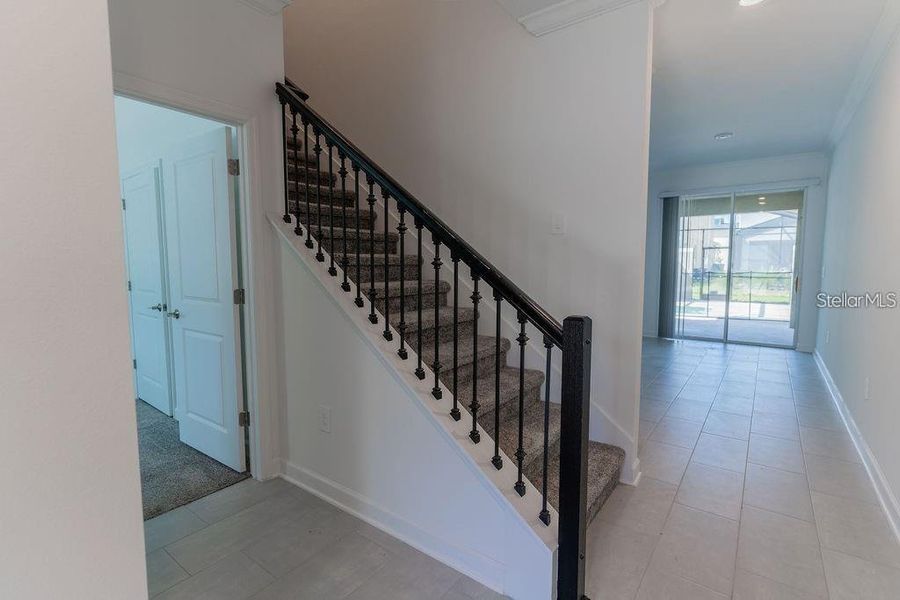Spacious, unfurnished interior of a new home in , Kissimmee (Image 4).