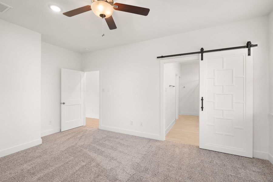 Spacious, unfurnished interior of a new home in Elyson, Katy (Image 21).