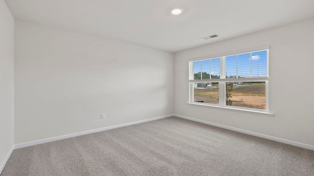 Spacious, unfurnished interior of a new home in Lakestone, Woodruff (Image 32).