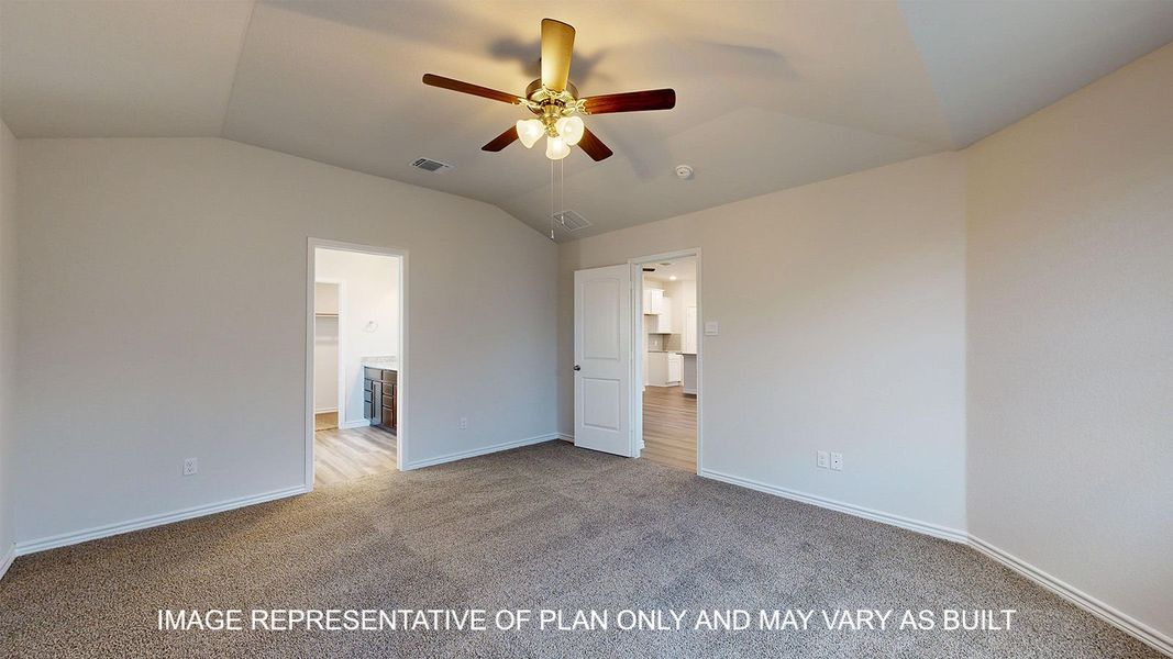 Spacious, unfurnished interior of a new home in Three Creeks - Colt Creek, Belton (Image 23).