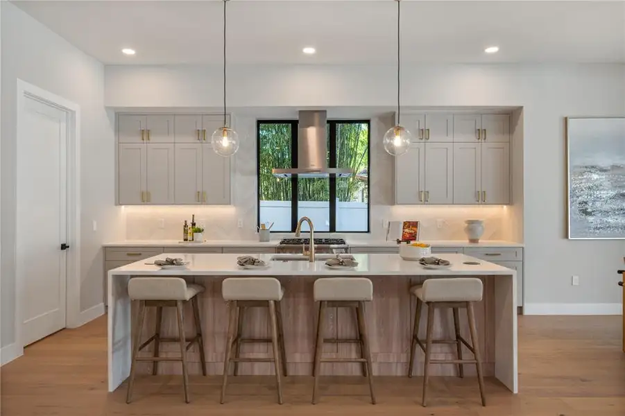 Furnished interior view inside a new home in , Winter Park (Image 8).