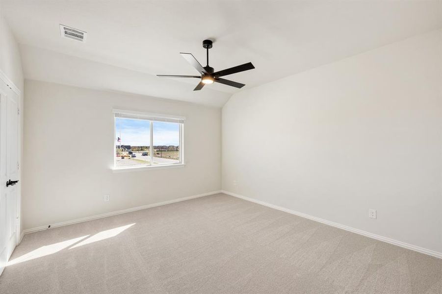 Spacious, unfurnished interior of a new home in Meadow Vista 60-65, Anna (Image 20). Spacious, unfurnished interior of a new home in Meadow Vista 60-65, Anna (Image 20).
