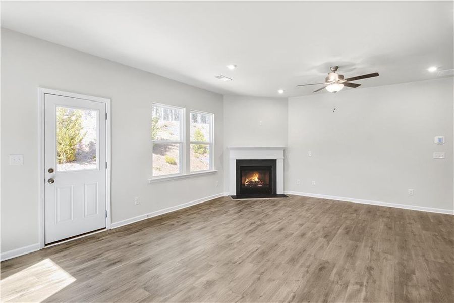 Spacious, unfurnished interior of a new home in Enclave at Parkway Village, Fairburn (Image 18). Spacious, unfurnished interior of a new home in Enclave at Parkway Village, Fairburn (Image 18).