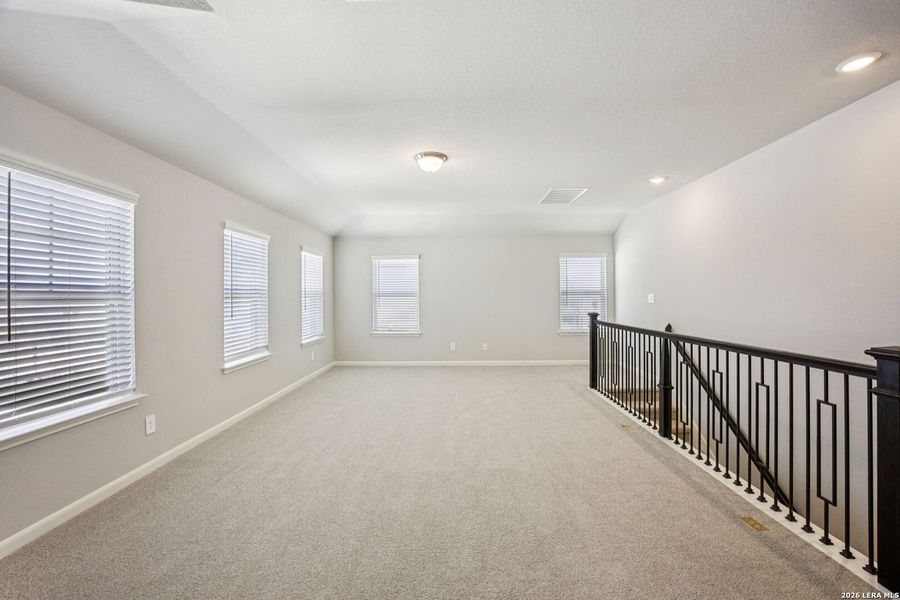 Spacious, unfurnished interior of a new home in Kallison Ranch, San Antonio (Image 34).
