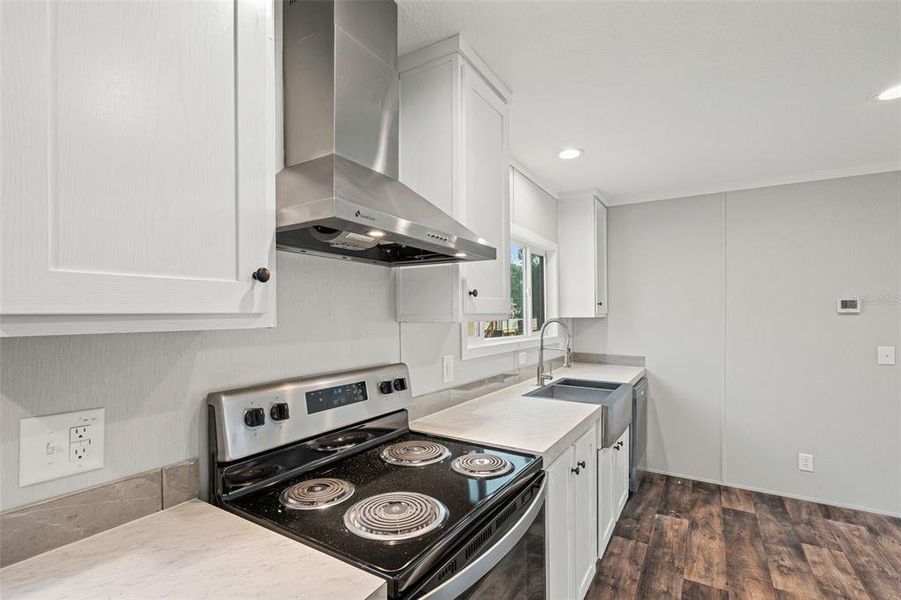 Furnished interior view inside a new home in , Punta Gorda (Image 6).
