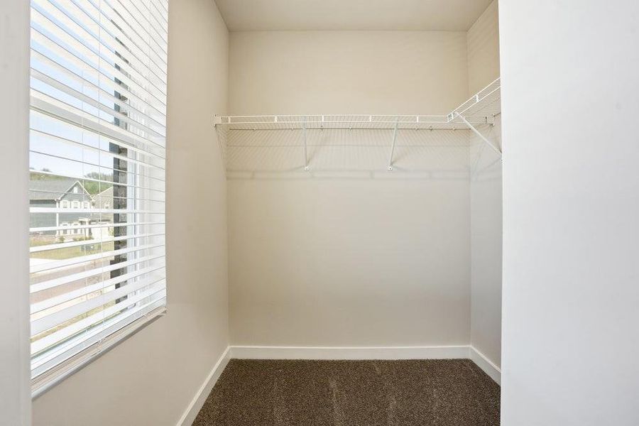 Spacious, unfurnished interior of a new home in Southern Hills, McDonough (Image 22).