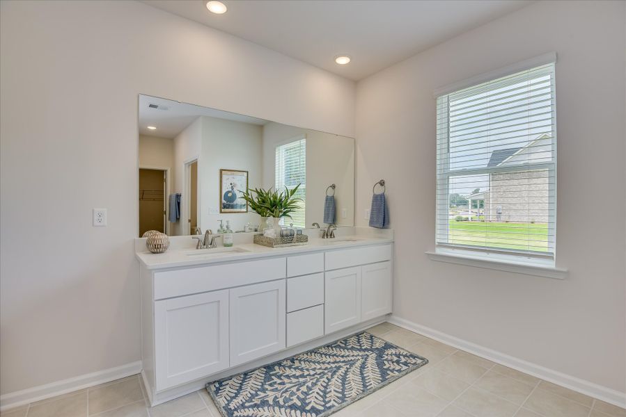 Representative furnished interior of a home built from the Reedy by Veranda Homes in Hitchcock Preserve 60', Aiken (Image 16).