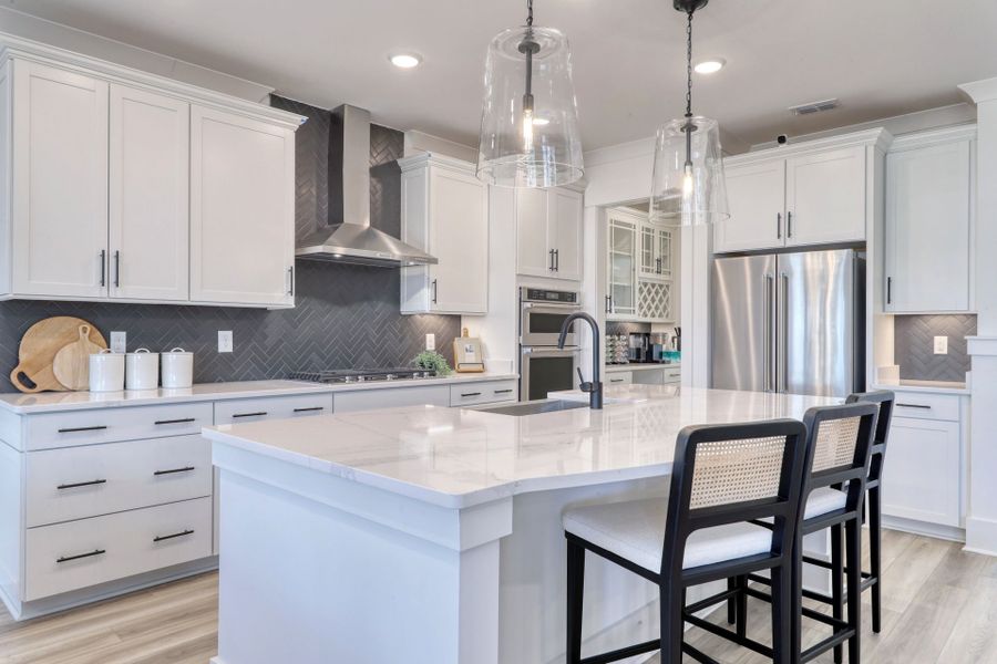 Representative furnished interior of a home built from the Vanderbilt by Pulte Homes in Indigo Bay, Myrtle Beach (Image 21).
