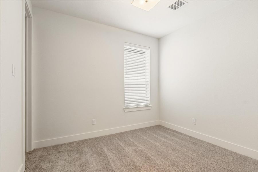 Spacious, unfurnished interior of a new home in Shady Acres, Houston (Image 23). Spacious, unfurnished interior of a new home in Shady Acres, Houston (Image 23).