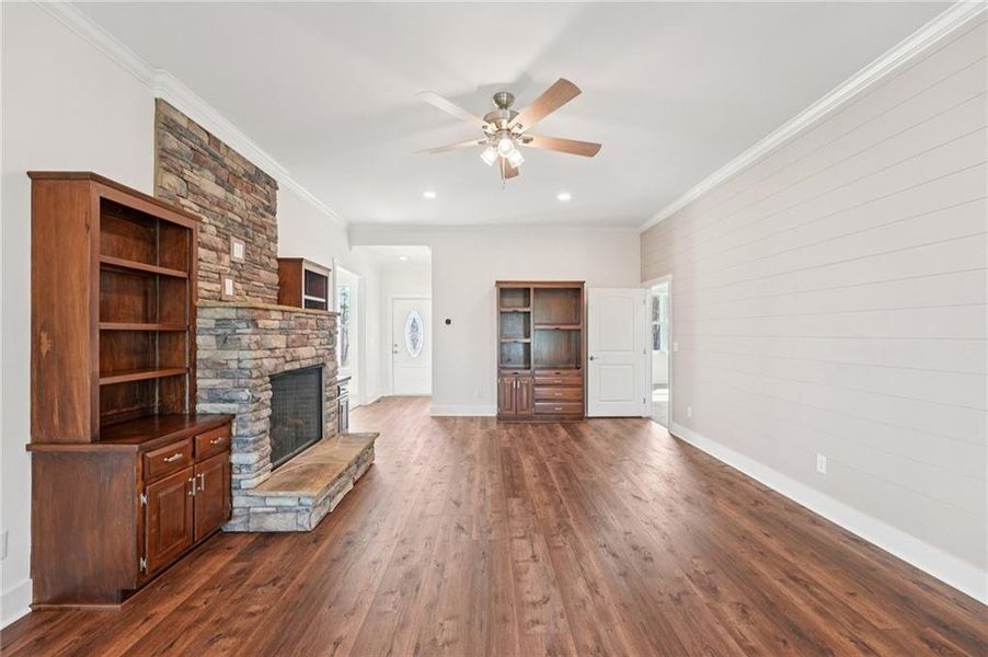 Image 95 of a home in .