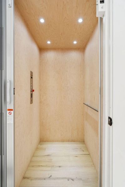 Spacious, unfurnished interior of a new home in , Isle Of Palms (Image 24). Spacious, unfurnished interior of a new home in , Isle Of Palms (Image 24).