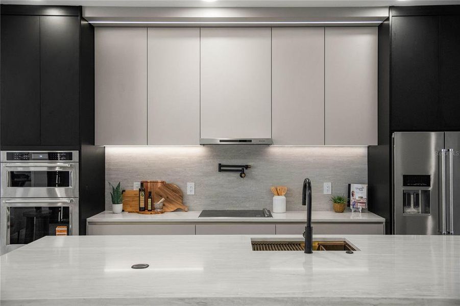 Close-up of interior finishes inside a home in , Tampa (Image 23).