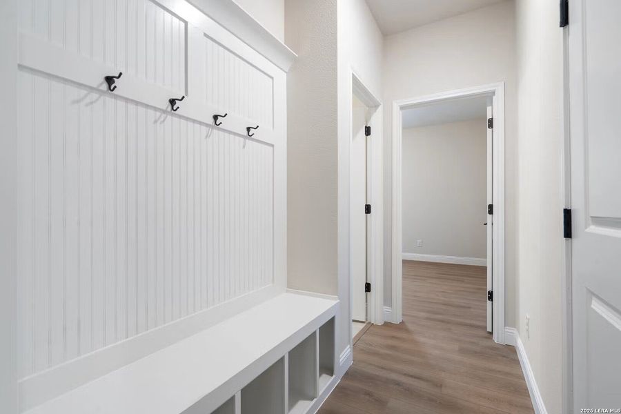 Spacious, unfurnished interior of a new home in Rayburn Valley, San Antonio (Image 22). Spacious, unfurnished interior of a new home in Rayburn Valley, San Antonio (Image 22).