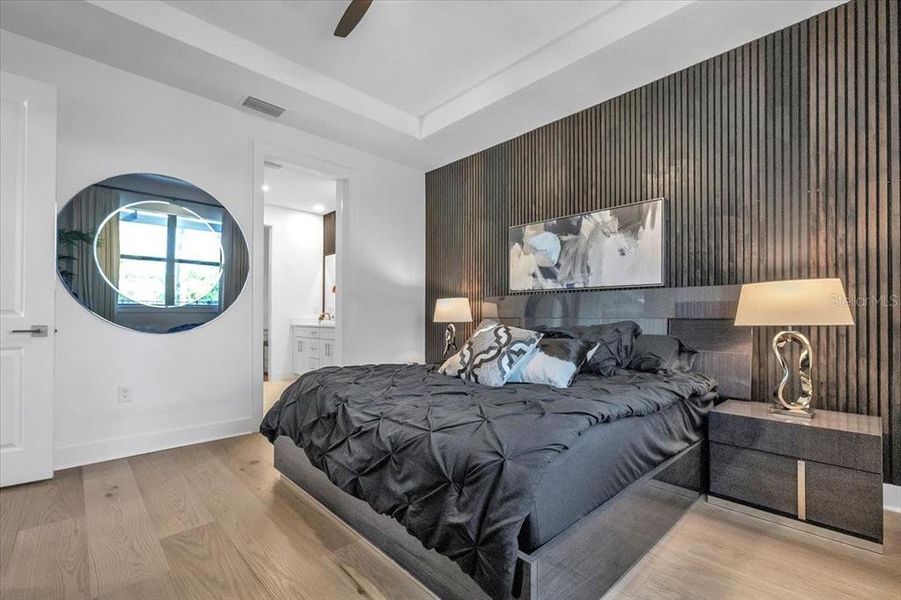 Furnished interior view inside a new home in , Venice (Image 41).