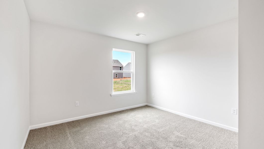 Spacious, unfurnished interior of a new home in Lakestone, Woodruff (Image 29).