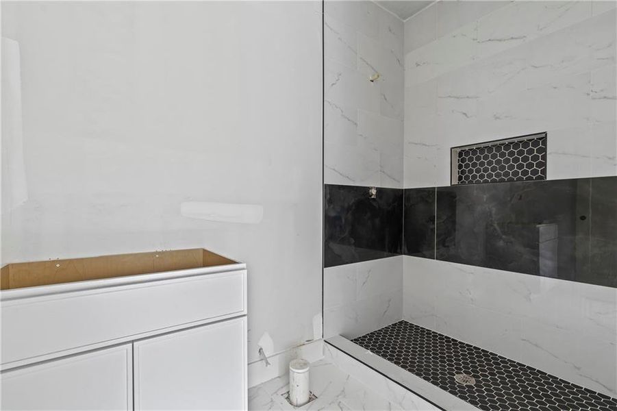 Furnished interior view inside a new home in , Fairburn (Image 6).