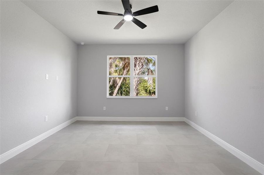 Spacious, unfurnished interior of a new home in , North Port (Image 31).