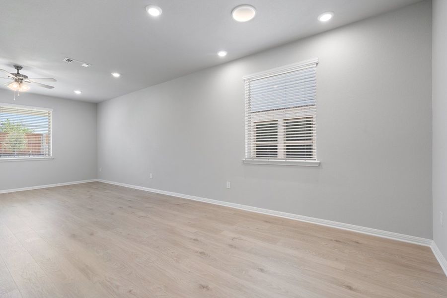 008_lb102696_713 008_lb102696_713