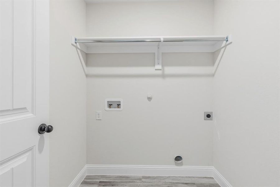 Spacious, unfurnished interior of a new home in , Josephine (Image 13).