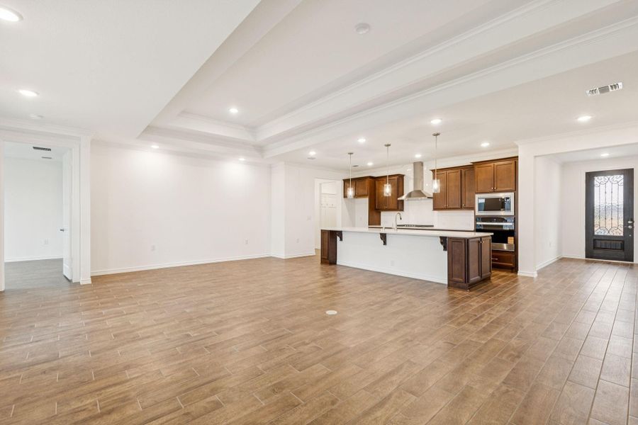 Spacious, unfurnished interior of a new home in Del Webb Fulshear, Fulshear (Image 16).