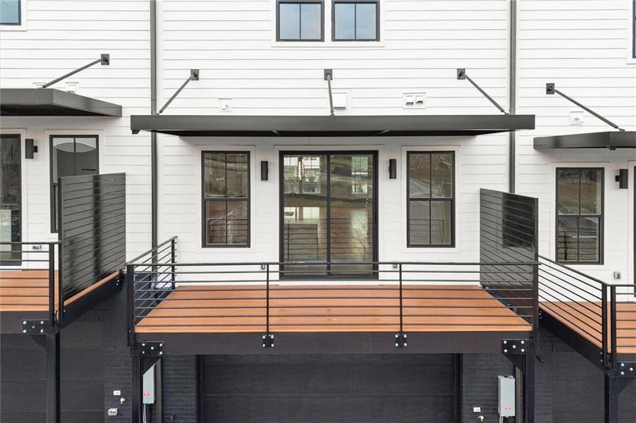 Exterior details and patio area of a home in , Alpharetta (Image 26).