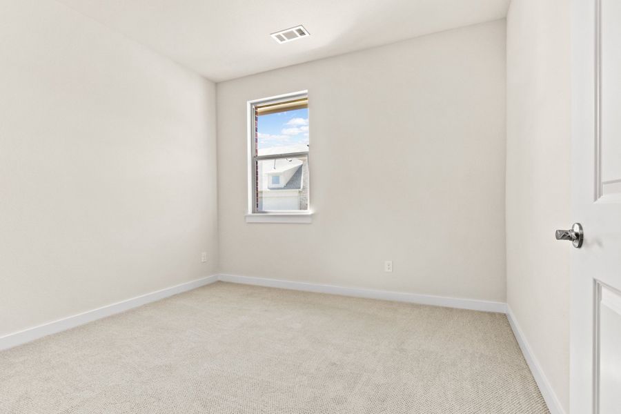 Spacious, unfurnished interior of a new home in Woodbridge Villas, Wylie (Image 16). Spacious, unfurnished interior of a new home in Woodbridge Villas, Wylie (Image 16).