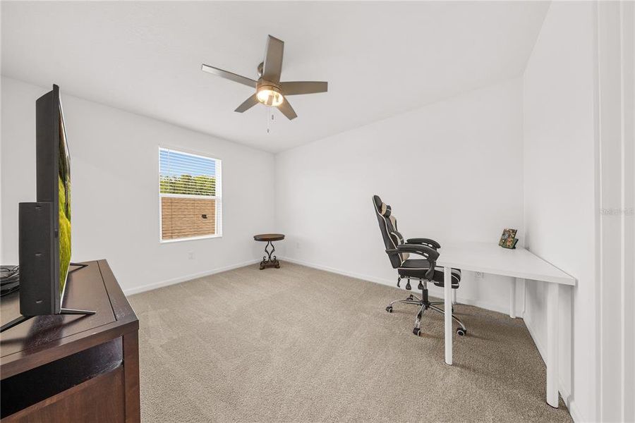 Furnished interior view inside a new home in Meridian Parks, Orlando (Image 12). Furnished interior view inside a new home in Meridian Parks, Orlando (Image 12).