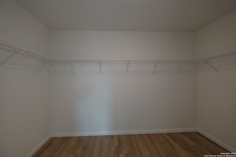 Spacious, unfurnished interior of a new home in Cinco Lakes, San Antonio (Image 17). Spacious, unfurnished interior of a new home in Cinco Lakes, San Antonio (Image 17).