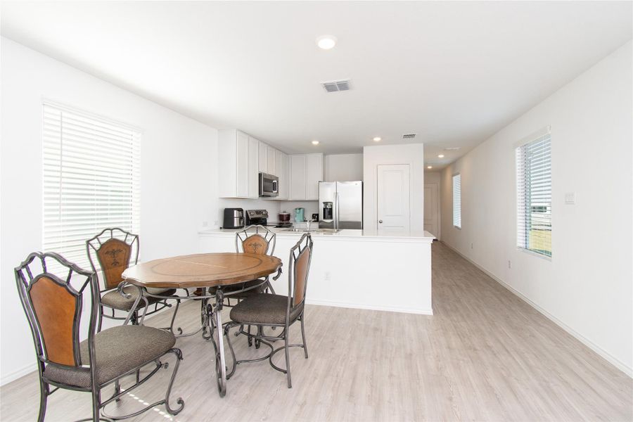 Furnished interior view inside a new home in Cielo Gardens: Welton Collection, Jarrell (Image 8). Furnished interior view inside a new home in Cielo Gardens: Welton Collection, Jarrell (Image 8).