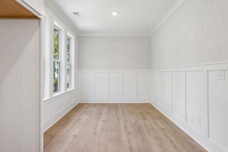 Spacious, unfurnished interior of a new home in Waterloo Estates, Johns Island (Image 33).