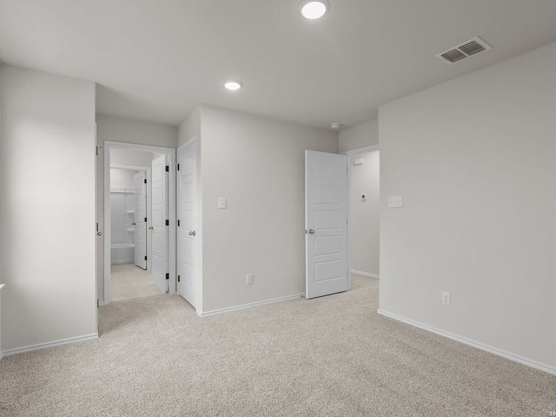 Spacious, unfurnished interior of a new home in Royal Crest, San Antonio (Image 36). Spacious, unfurnished interior of a new home in Royal Crest, San Antonio (Image 36).