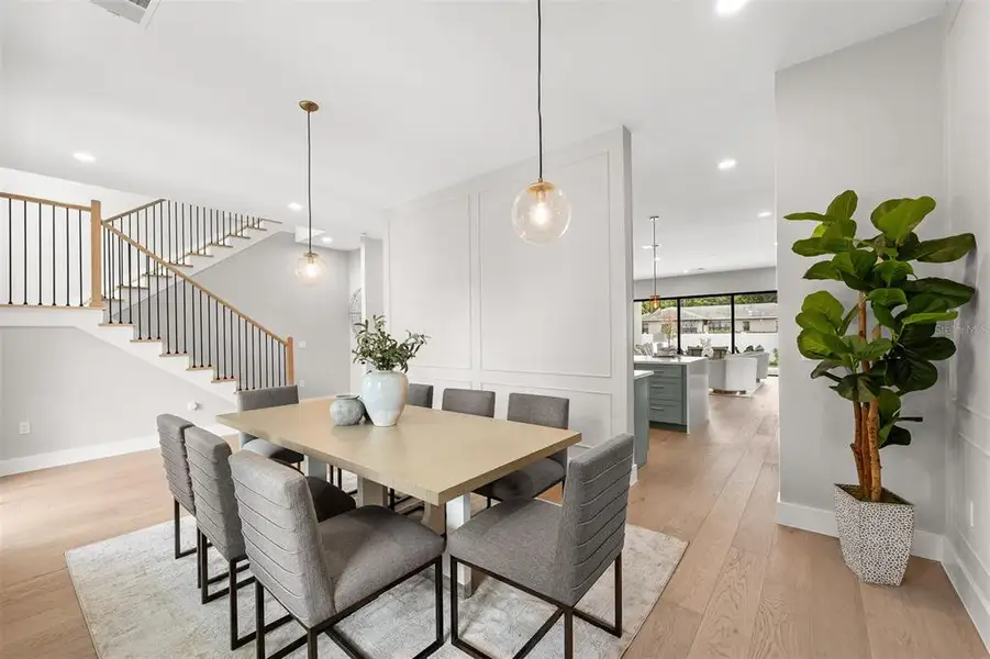 Furnished interior view inside a new home in , Orlando (Image 10).