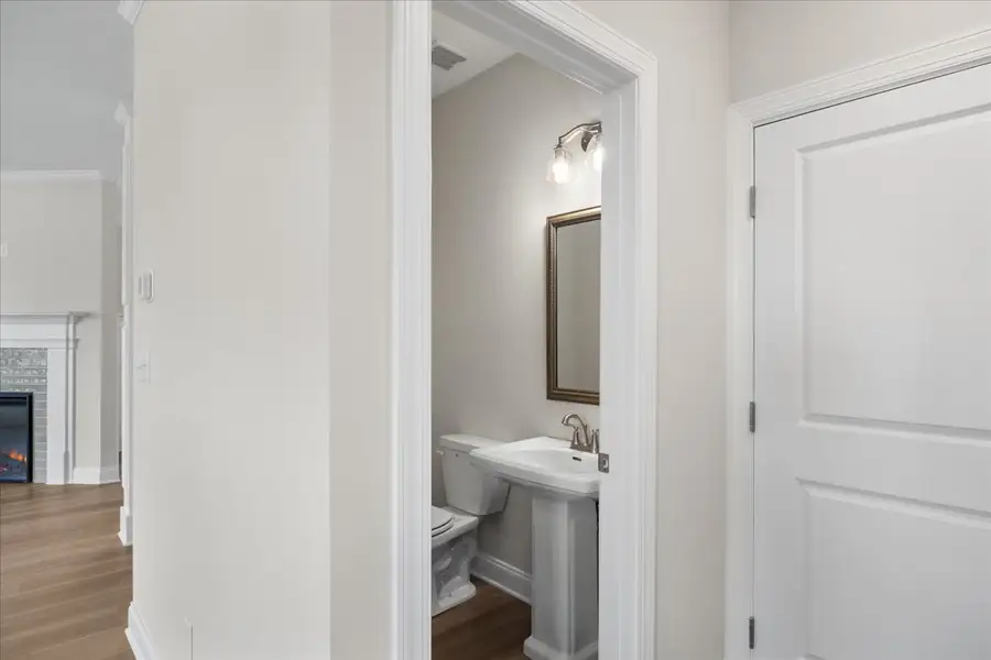 Furnished interior view inside a new home in Tillery Park, Grovetown (Image 10).