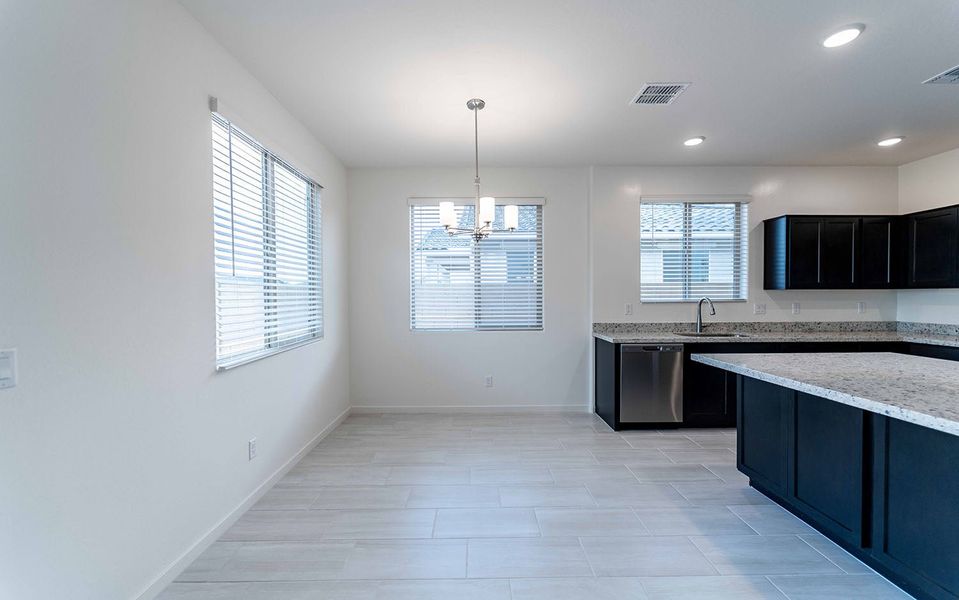 Furnished interior view inside a new home in Rancho Mirage, Maricopa (Image 6).