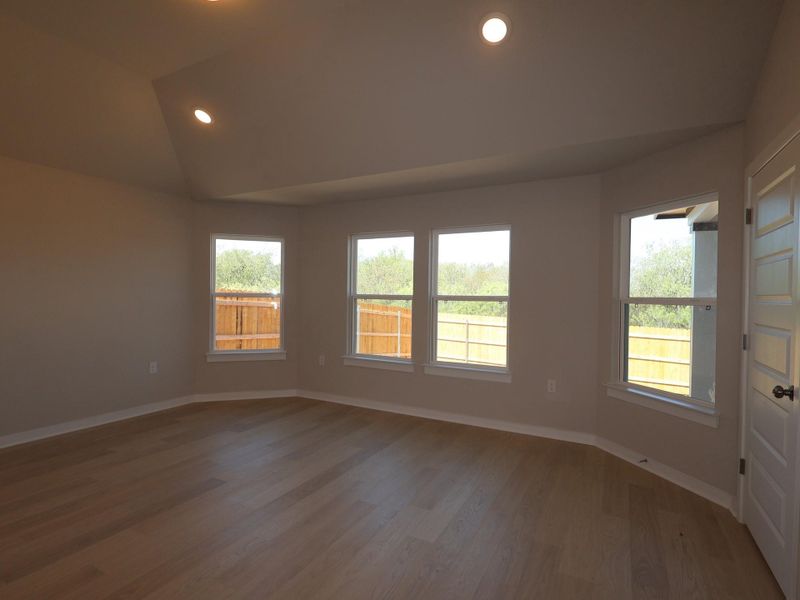 Spacious, unfurnished interior of a new home in Marble Creek Crossing, Austin (Image 15).