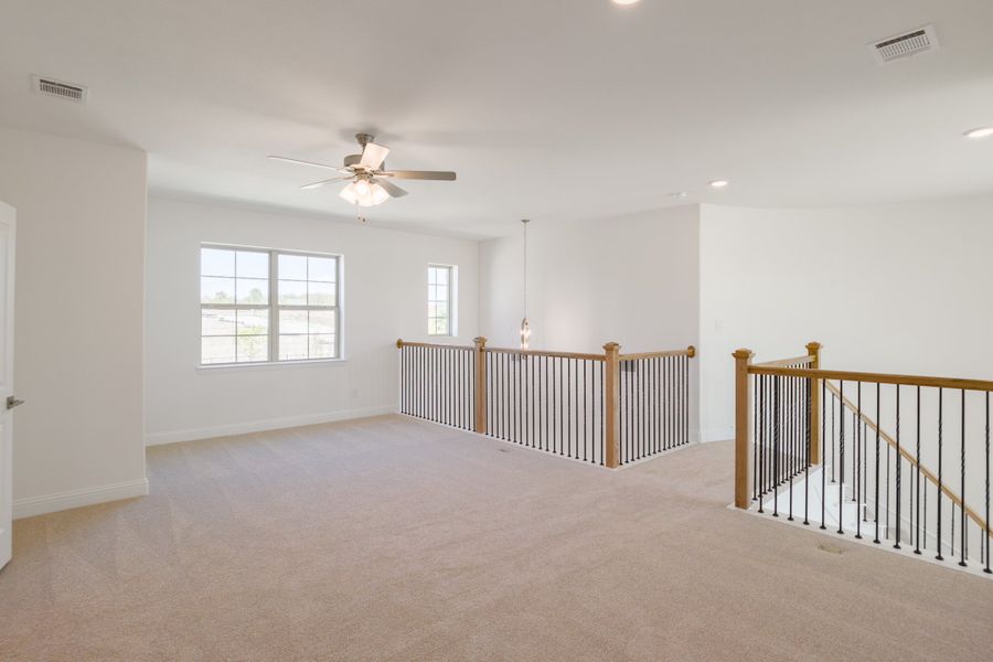 Spacious, unfurnished interior of a new home in Enclave at Legacy Hills, Celina (Image 28).