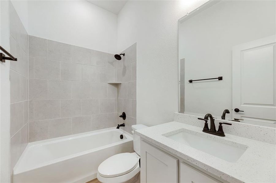 Furnished interior view inside a new home in The Oaks, Red Oak (Image 7). Furnished interior view inside a new home in The Oaks, Red Oak (Image 7).