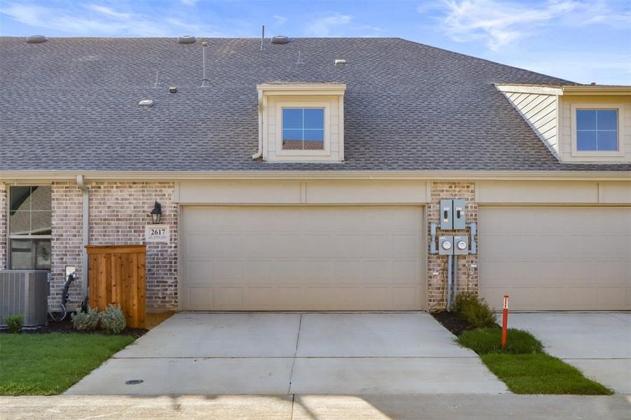 026-20242617SaintHelenaLane-GrandPrairie-TX-75045-Exterior.jpg-SMALL 026-20242617SaintHelenaLane-GrandPrairie-TX-75045-Exterior.jpg-SMALL