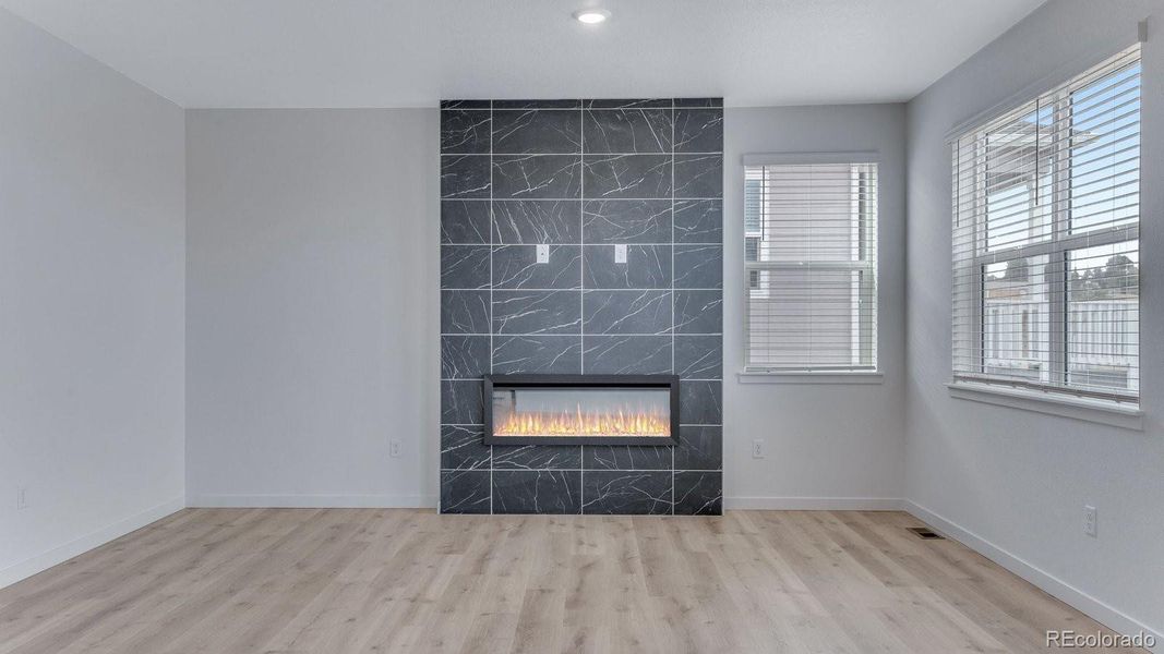 Spacious, unfurnished interior of a new home in Trails at Crowfoot, Parker (Image 30).