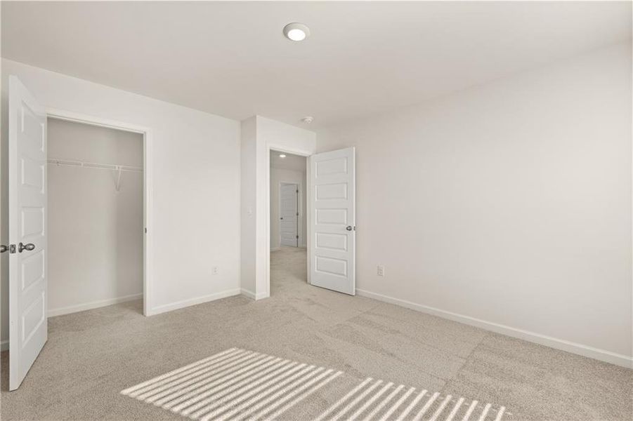 Spacious, unfurnished interior of a new home in Twin Lakes, Hoschton (Image 40).